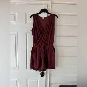 Old Navy Active Sleeveless Romper- Size M